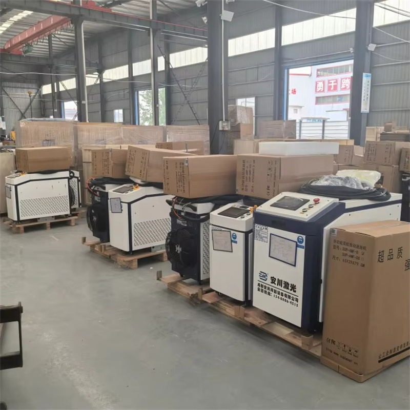Laser-Schweißgerät Handgeführt – Handheld Laser Welding Machine Bewertung und Preis